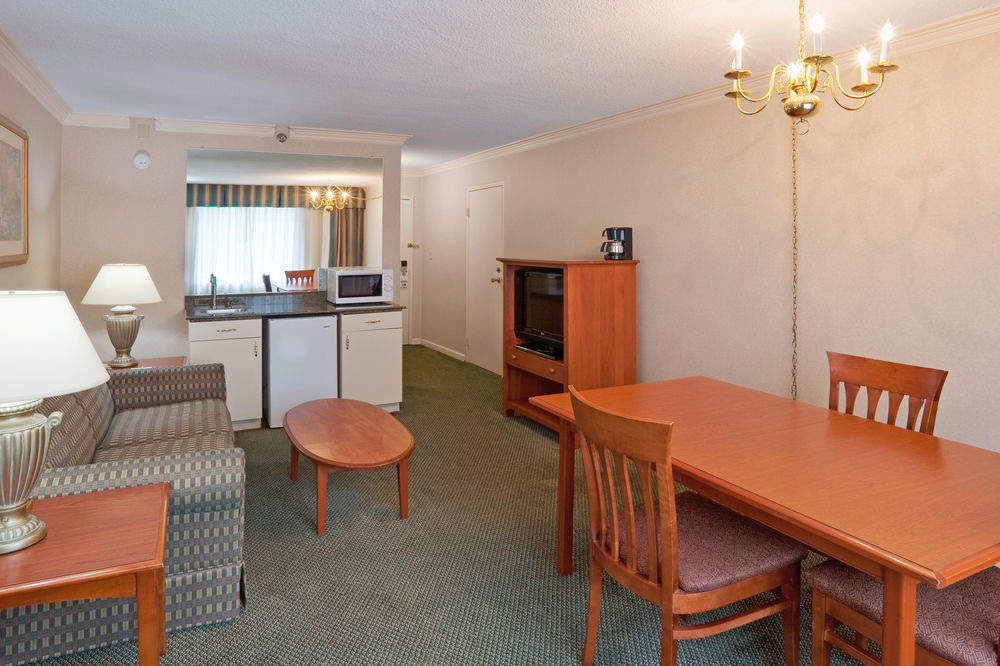 Holiday Inn Express Poughkeepsie By Ihg Ngoại thất bức ảnh
