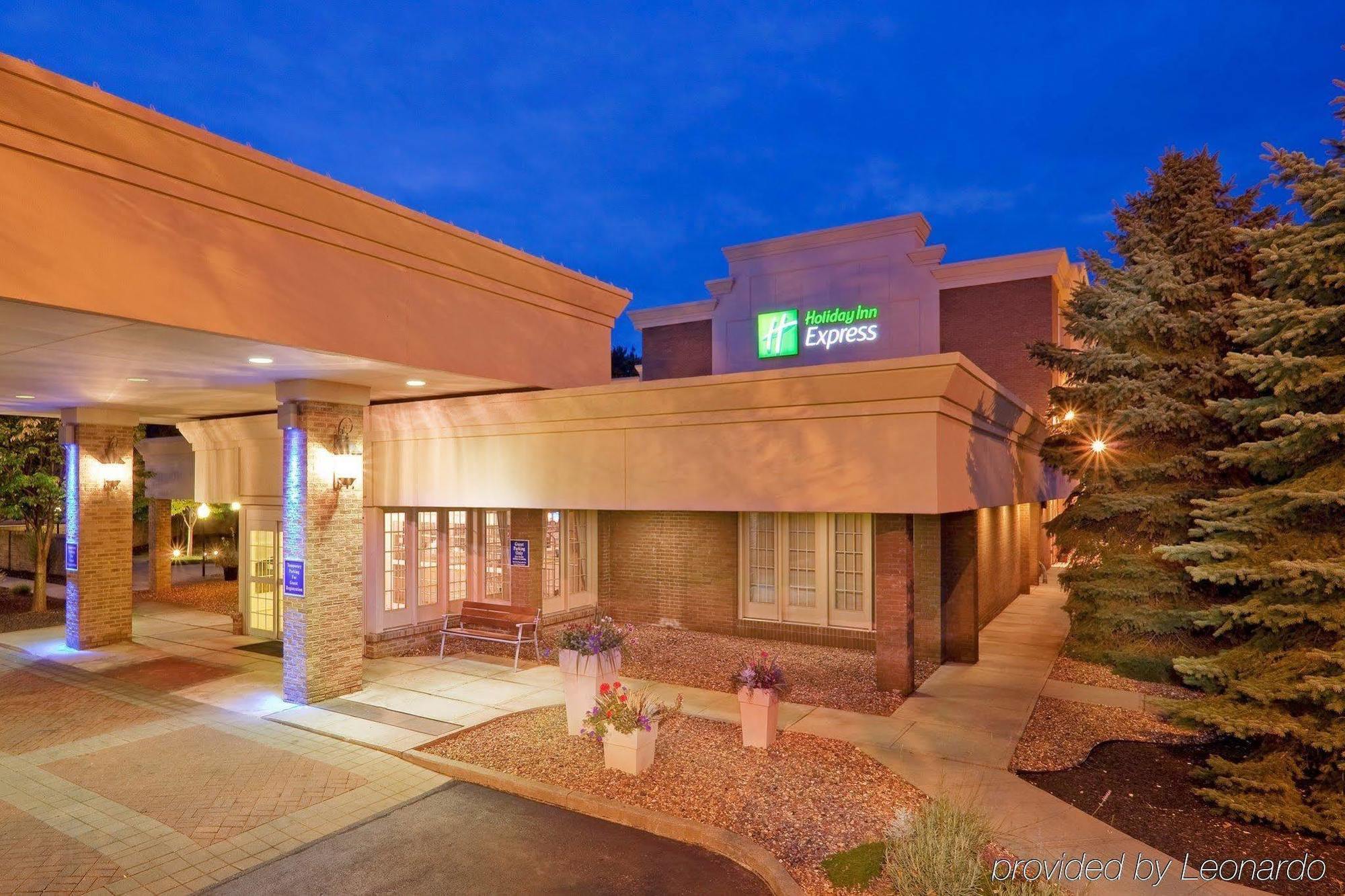 Holiday Inn Express Poughkeepsie By Ihg Ngoại thất bức ảnh