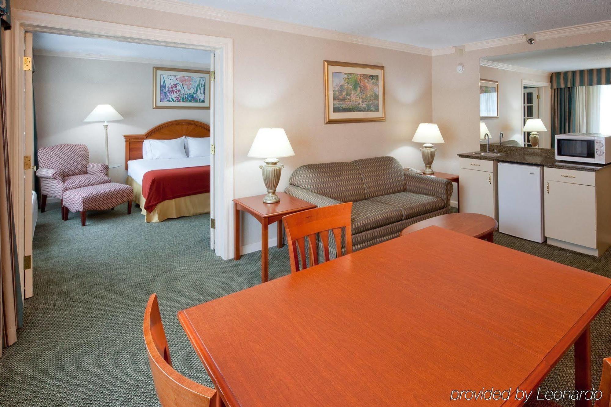 Holiday Inn Express Poughkeepsie By Ihg Ngoại thất bức ảnh